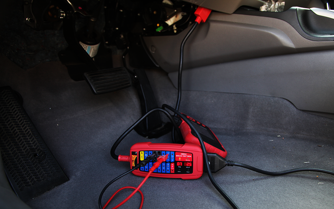 Power Probe POWPPECB OBD II Breakout Testing Box - International Tool Company